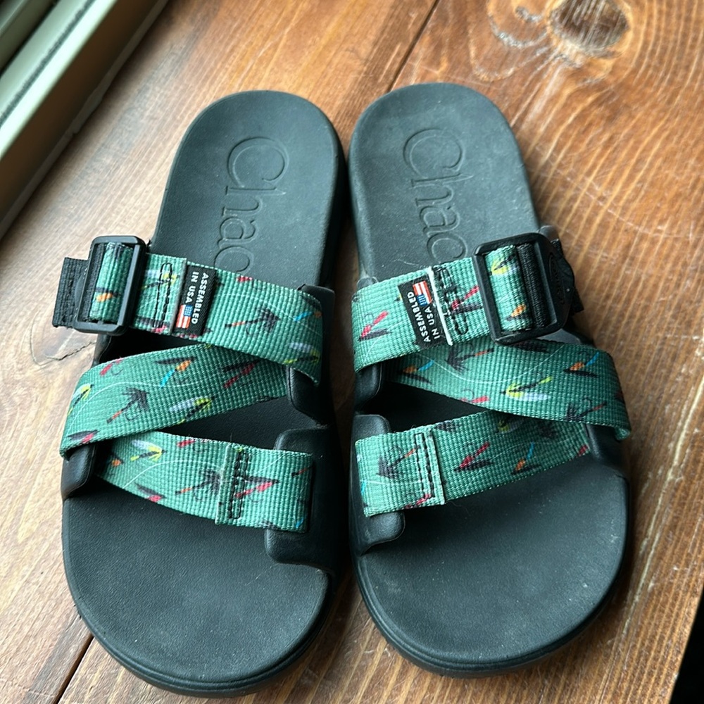 Chaco Chillos Slide Size 6